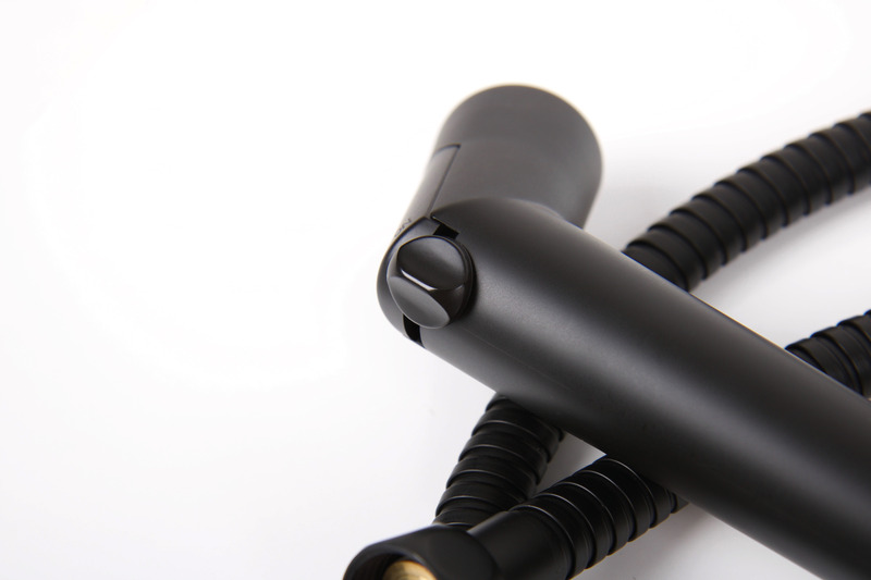 Sprchová súprava so šupátkom - čierna matná</p>