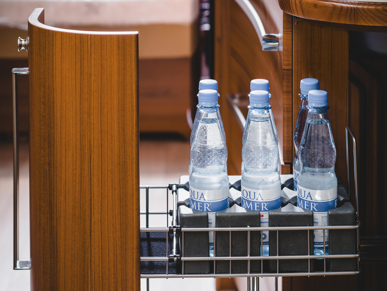 Vysoký držiak na poháre/fľaše Purvario - sada 6 kusov