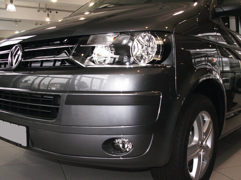 StoĂźf predného a zadného ochranného profilu blatníka od roku 2010