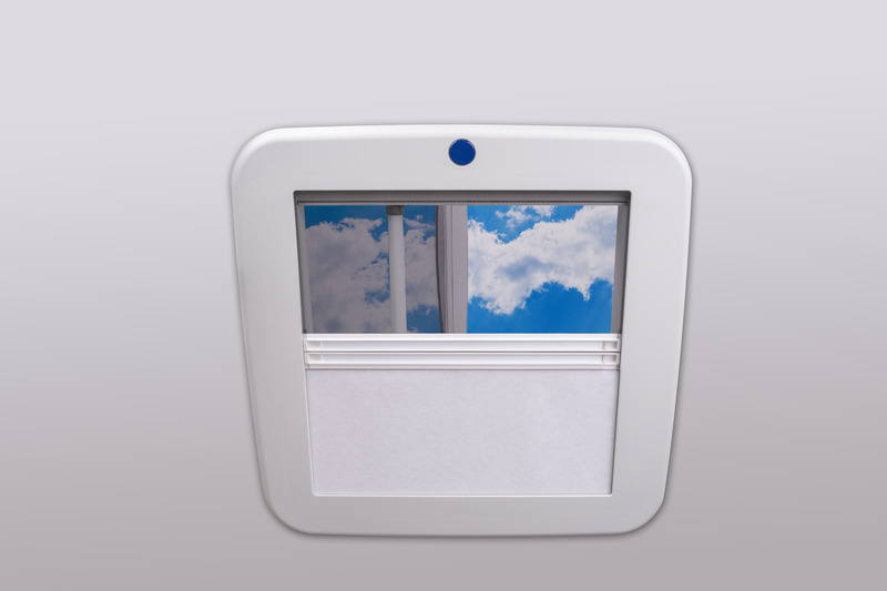 Strešný ventilátor Roof STAR4 40 x 40 cm s LED, 12 V, nútené vetranie