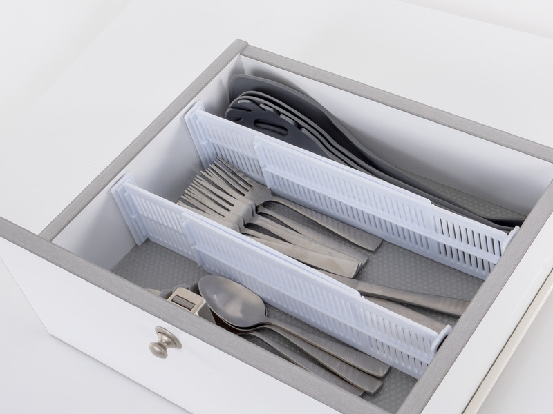 Deliaca priečka pre zásuvku</p>