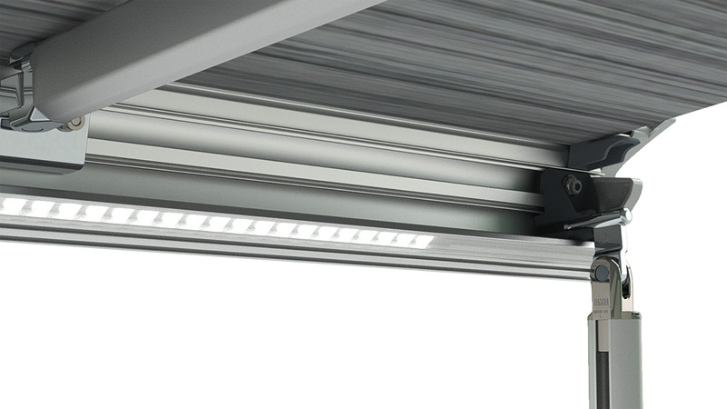 F80S Strešná markíza - Dĺžka 2,9 m - Puzdro biele - Farba látky Royal Grey</p>