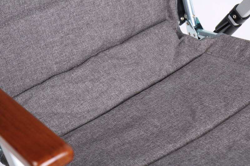 Joplin Luxus - Čalúnená skladacia stolička s hliníkovým rámom</p>