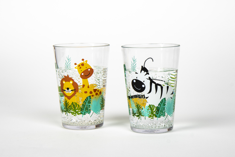 <span style="color: rgb(0, 0, 0);">Poháre na pitie s motívom SAFARI v sade 2 kusov</span></p>