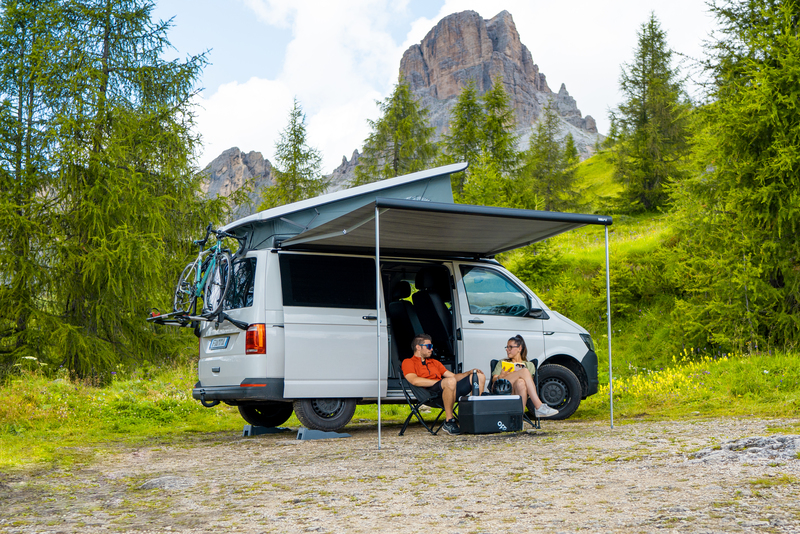 Markíza Fiamma F43 Van – nástenná markíza 3,0 m, Royal Grey, puzdro DeepBlack