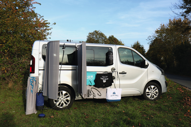 multifixová šnúra na bielizeň vrátane 2 prísaviek,