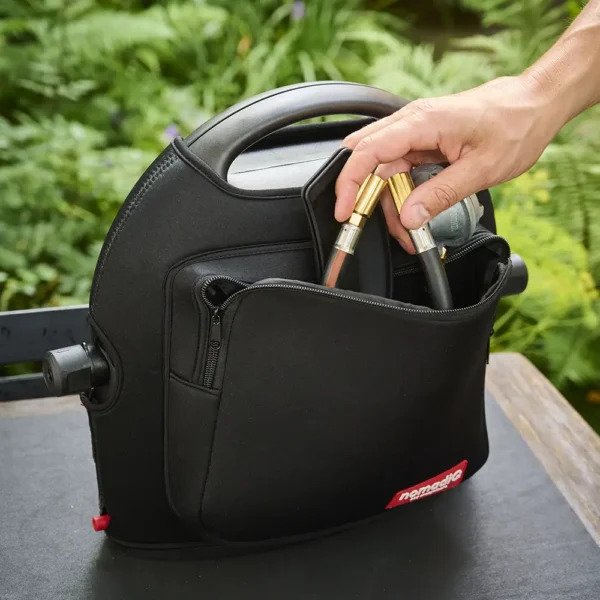 Ochranný obal na gril nomadiQ s dodatočným úložným priestorom – čierny