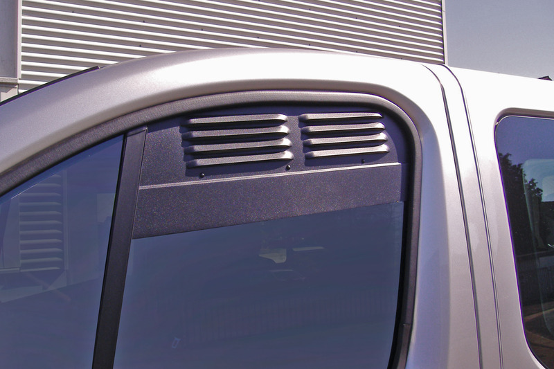 Ventilačná mriežka do kabíny pre Opel Vivaro B, Renault Trafic 3 od roku 2014