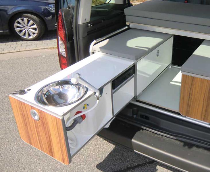 VW Caddy KR+LR kuchynský box Active vrátane vodného systému
