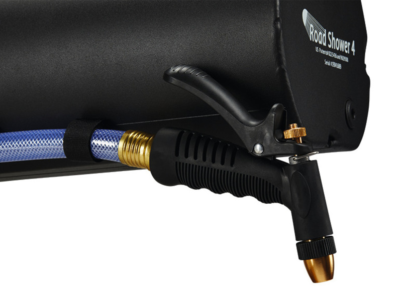 RoadShower - Hliníková solárna sprcha na montáž na strešný nosič</p>