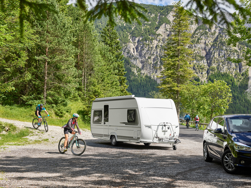 Nosič bicyklov na ojo Thule Caravan Smart