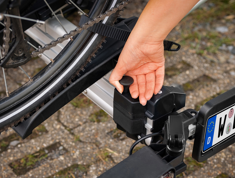 EUFAB SD 260 – nosič bicyklov s upevnením na krídlové dvere pre 2 bicykle