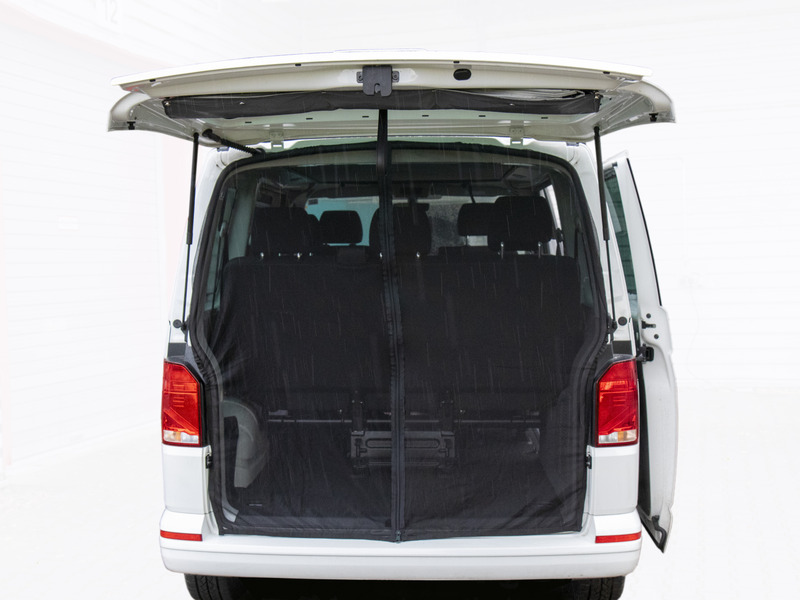 Sieť proti komárom Carbest do kabíny vodiča pre modely Citroën, Peugeot Expert, Fiat Scudo a Toyota Proace od roku 2017