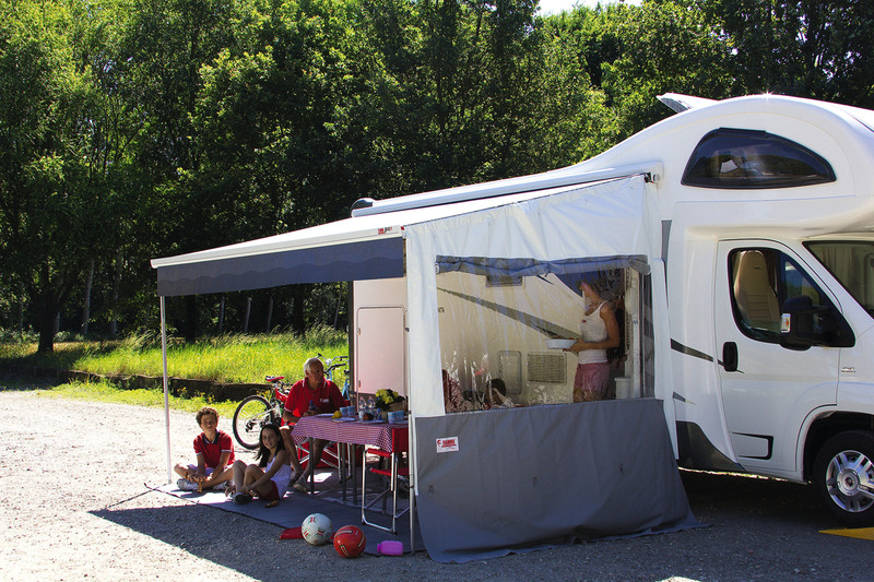 Slnečná clona Volant - slnečná clona pre F45,F65,F70,F35, Caravanstore