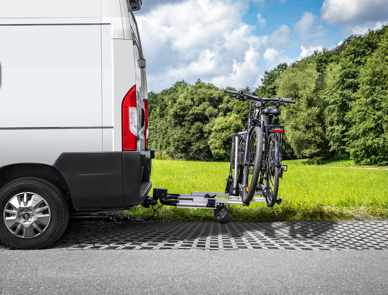 EUFAB SD 260 – nosič bicyklov s upevnením na krídlové dvere pre 2 bicykle