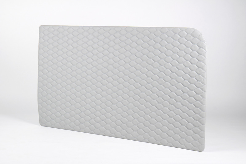 Prešívané obloženie interiéru pre autobusy VW T5/T6 bez okien - protichodné posuvné dvere so suchým zipsom</p>