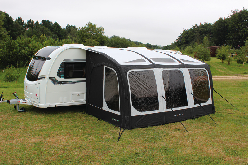 Outdoor Revolution Eclipse 420 markíza pre karavany</p>
