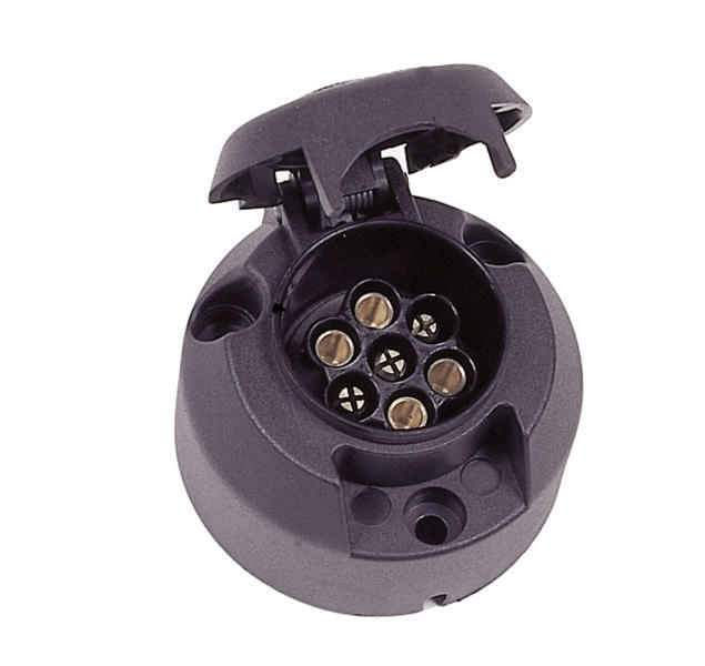 7-pólová zásuvka pre príves