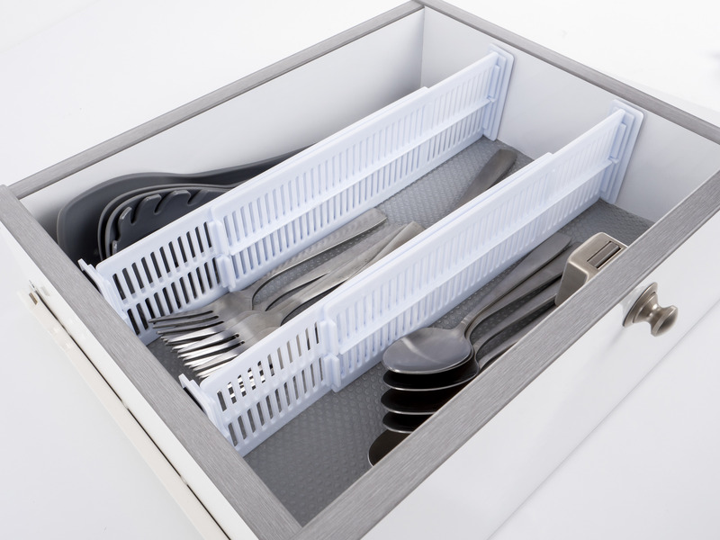 Deliaca priečka pre zásuvku</p>