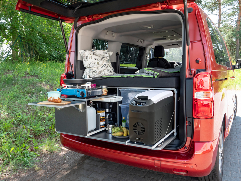 Kempingová skrinka M pre VW Caddy od roku 2003 a iné minikempingové vozidlá a minivany