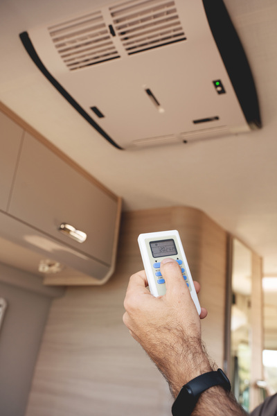 Strešná klimatizácia Plein-Aircon 12 V
