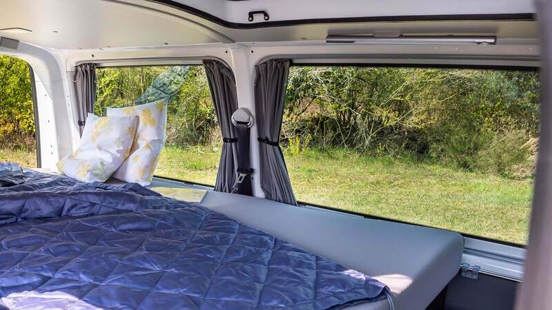 Sada závesov VW T6/5 KR, sivá – priepustná pre svetlo