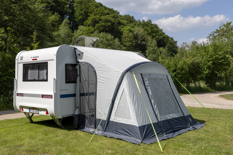 Reimo ONE BEAM AIR 220 – nafukovacia predsála k karavanu