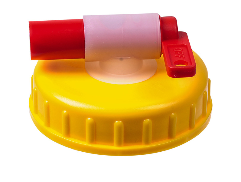 Skrutkovací uzáver pre kanister na vodu DIN 96 s vypúšťacím kohútikom