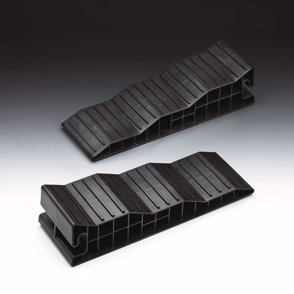 Stupňovité kliny do 2000 kg na koleso</p>