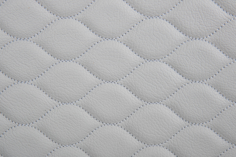 Prešívané obloženie interiéru pre autobusy VW T5/T6 bez okien - pre posuvné dvere so suchým zipsom</p>