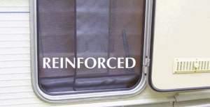 Záves na dvere proti komárom, výškovo nastaviteľný