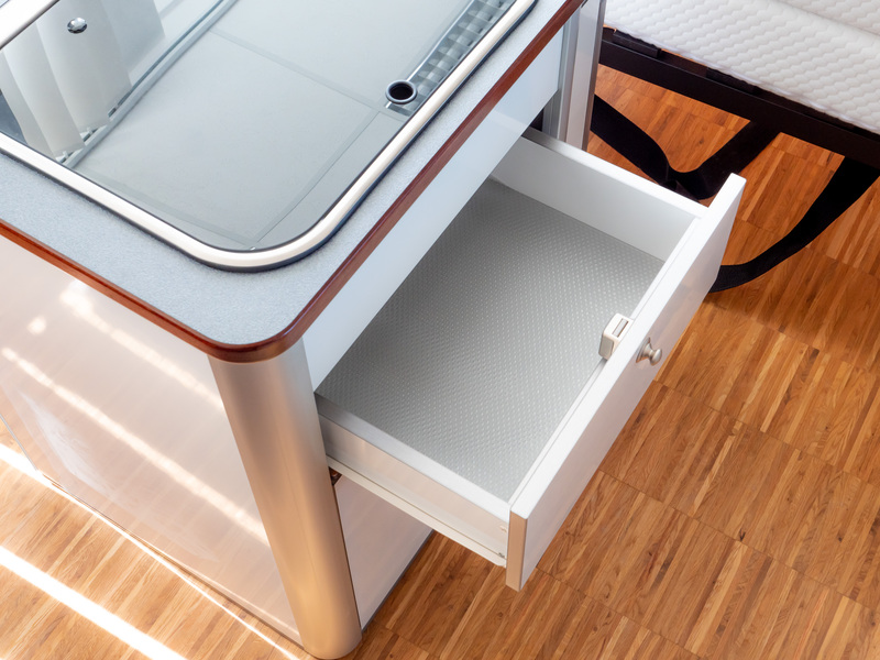 Protišmyková fólia - transparentná - 45 x 150 cm</p>