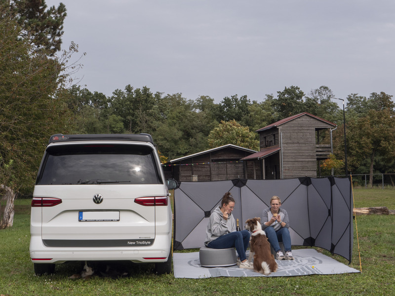 Ochrana proti vetru Smögen – 500 x 125 cm – sivá