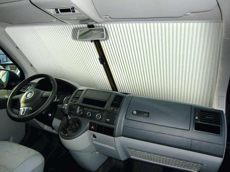 VW T5 Roletka na predné sklo IV od modelového roka 2010, sivá