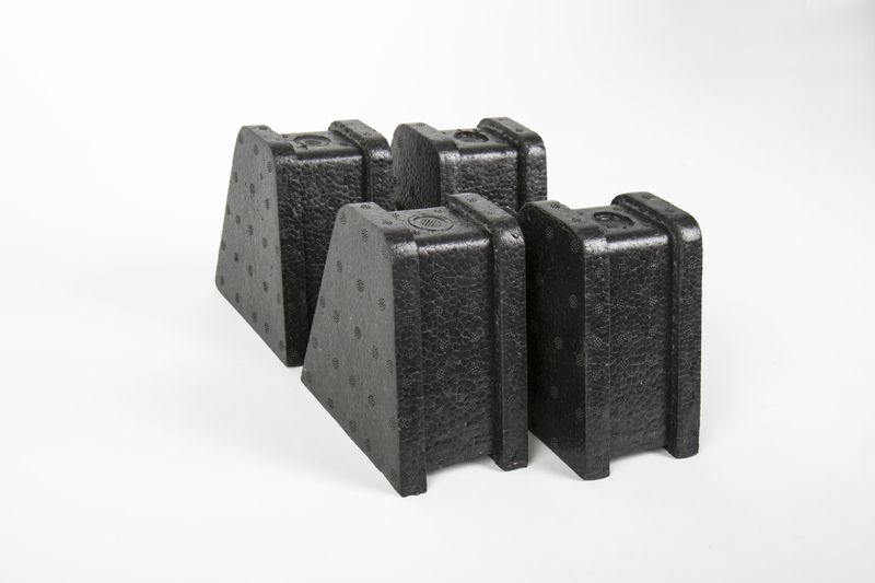 Rozpierka na použitie s prístreškom pre karavan - 4 kusy v sade</p>