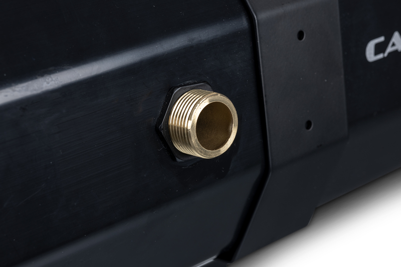 Plastová vonkajšia sprcha s objemom 20 l pre strešný nosič