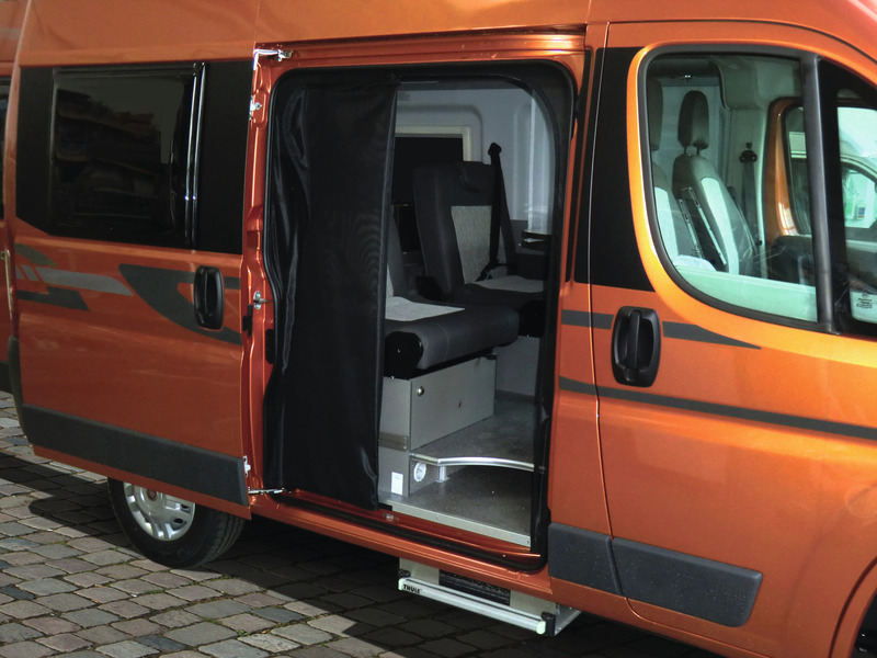 Sieť proti komárom na posuvné dvere – Fiat Ducato, Peugeot Boxer, Citroën Jumper od modelového roku 2007
