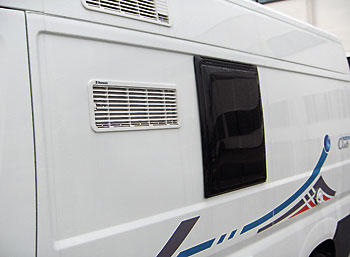 External fitting hinged window for Ducato 07 816 x 638 mm