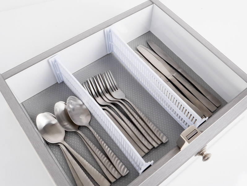 Deliaca priečka pre zásuvku</p>