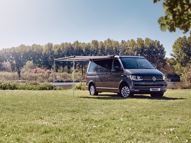 Thule Omnistor 5102 - Farba karosérie: antracitová - Farba tkaniny: sivá Mystic</p>