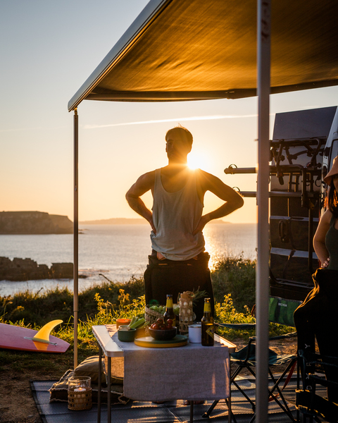 Strešná markíza F80S - dĺžka 3,7 m - farba látky Royal Grey - farba krytu Titanium</p>