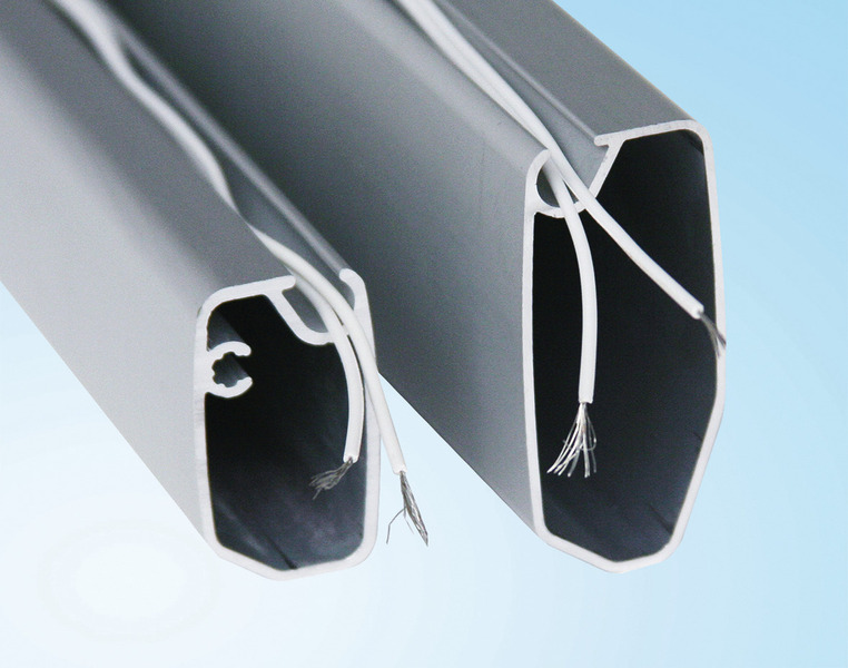 Markíza Fiamma F45S 3,75 m kráľovská modrá, titánový kryt