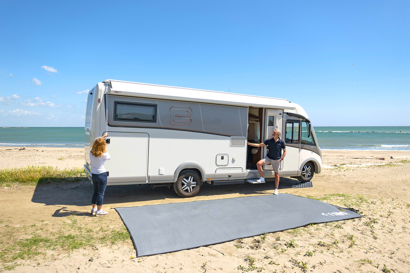 Terasa Mat 540 5,4 × 2,5 m, sivá
