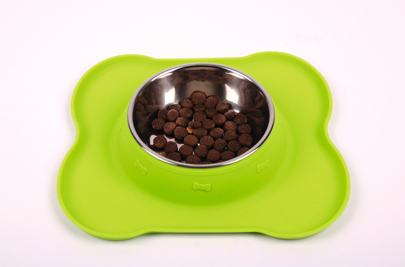 Stainless steel dog bowl with FRIDA silicone pad 400ml, 27x25x4,5cm