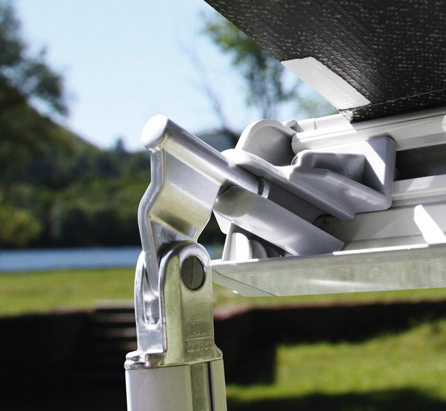 Markíza Fiamma F45S 3,75 m kráľovská modrá, titánový kryt