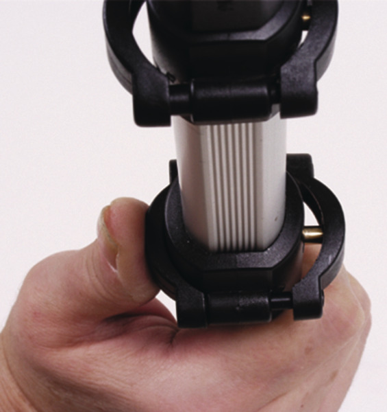 Luxusná hliníková teleskopická tyč so štvorhranom s tlačidlom na uzamknutie</p>